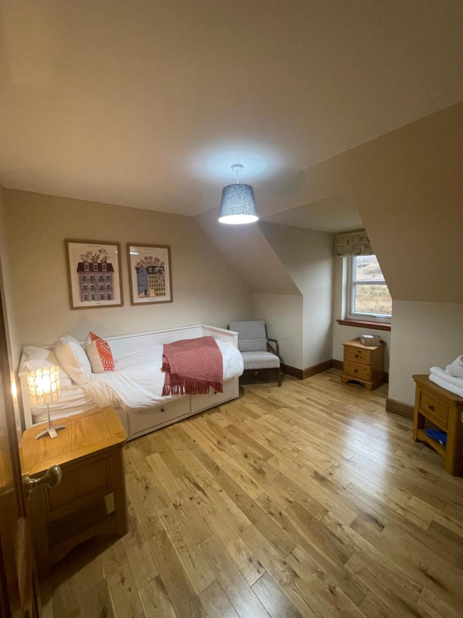 Head In The Skye - Healabhal Cottage Ose Экстерьер фото
